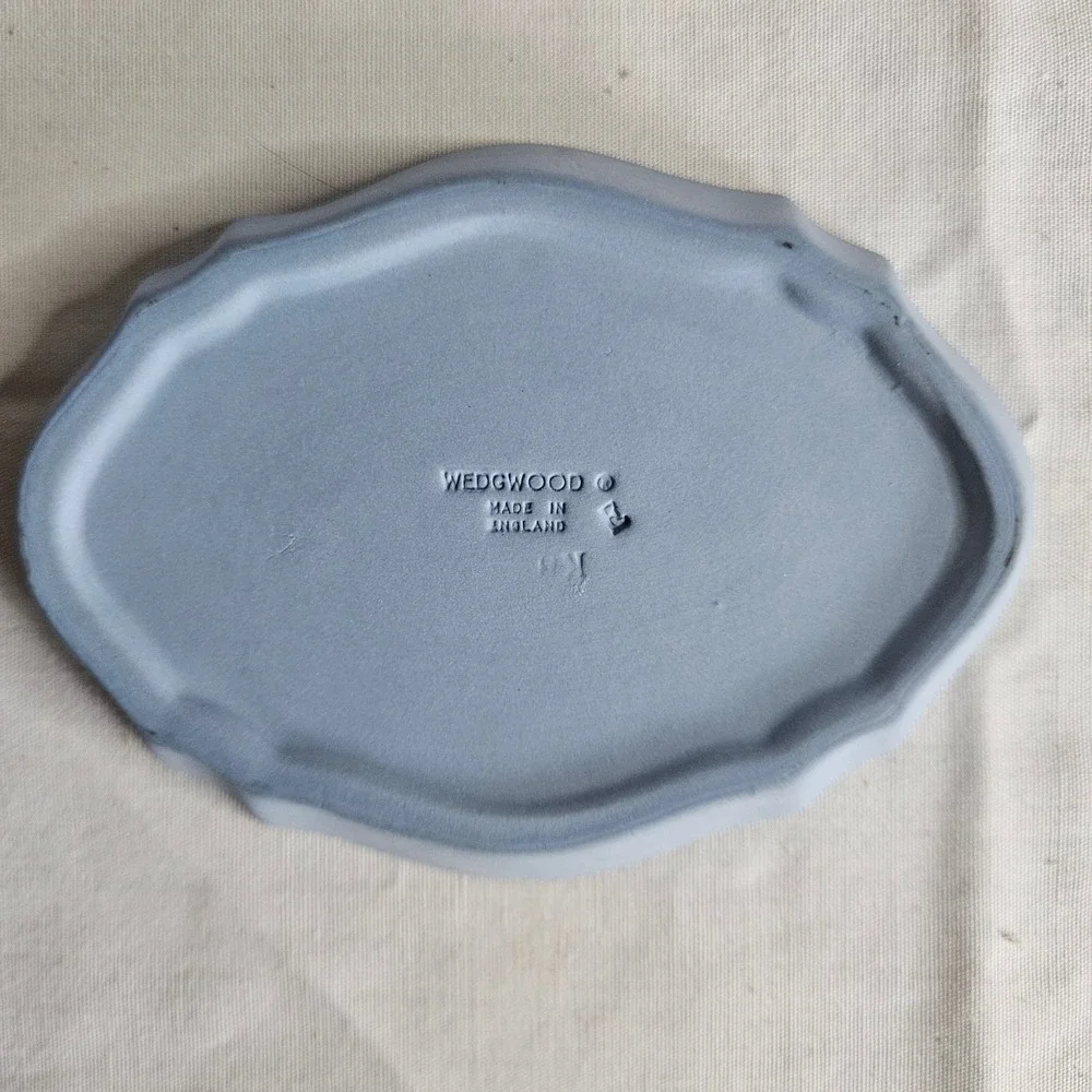 Wedgwood Jasperware Trinket Dish 4.25